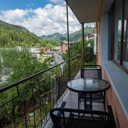 за гости симона Appartement *