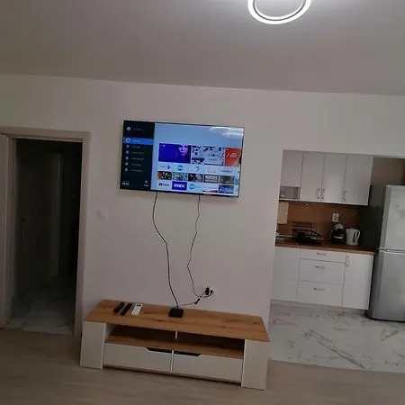 за гости симона * Σμόλιαν