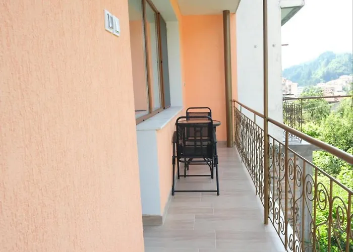 за гости симона Apartament Smolan