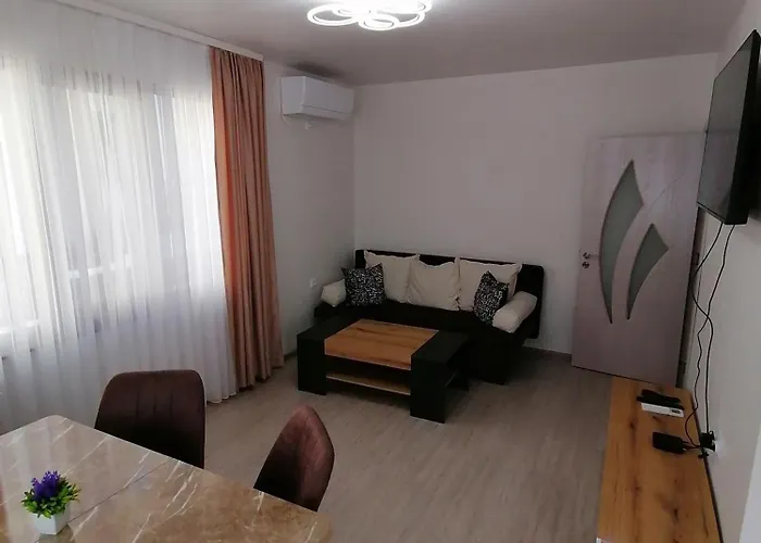 за гости симона